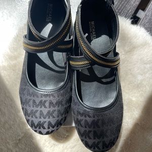 Michael Kors Ballet Flats with Zipper Detail